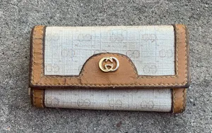 Gucci vintage key holder thumbnail 1