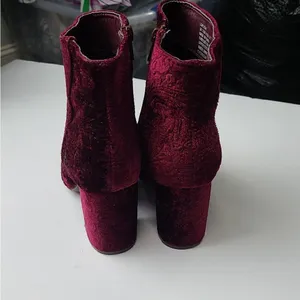 ‎Floral Women's Red Ankle Booties Size 7 thumbnail 3