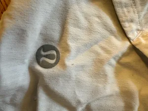 Lululemon Shorts Speed Up white thumbnail 3