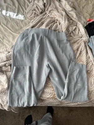 Nike Sweatpants Grey Women’s thumbnail 2