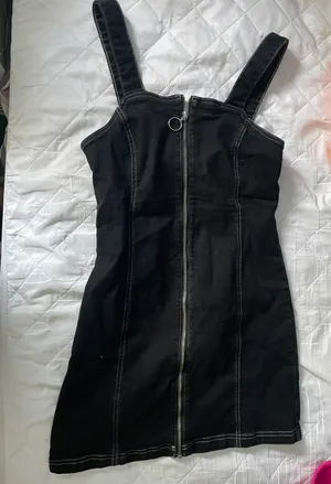 Black Mini Dress Size M thumbnail 1
