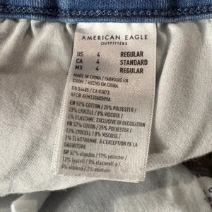 American Eagle SZ 4 Curvy Hi-Rise Jeggings Jeans Stretch Zip-Fly Pockets Whisker thumbnail 9