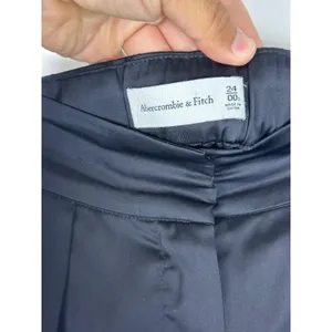 Abercrombie and Fitch High Rise Tailored Satin Pant Sz 24 S thumbnail 4