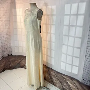 Miusol NWT Cream Floral Lace Sleeveless V-Back Maxi Length Dress Size XL thumbnail 3