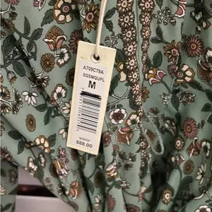 NWT Max Studio Blouse Medium thumbnail 5