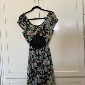 Women’s floral American Rag CIE dress thumbnail 9