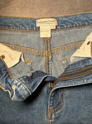 Coldwater Creek High-Rise Cut Off Denim Shorts Raw Hem Blue Size 4 thumbnail 4