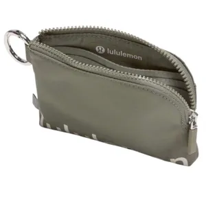 Lululemon Clippable Card Pouch Grey Sage / Light Ivory thumbnail 2