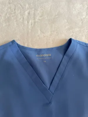 Mandala Ceil Blue Scrub Top - size XS thumbnail 3
