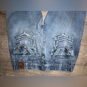 BKE Buckle - Y2K low waisted Jeans with light flare! Style - Madison stretch thumbnail 8
