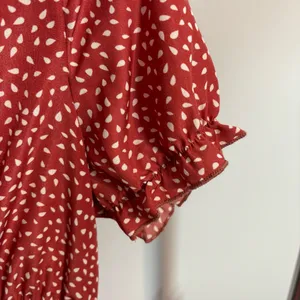 SHEIN Pink and White V-Neck Sesame Seed Printed Tie-Waist A-Line Dress thumbnail 5