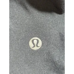 Lululemon Womens Black High Rise Elastic Waist Activewear Sweat Shorts Size 8 thumbnail 3