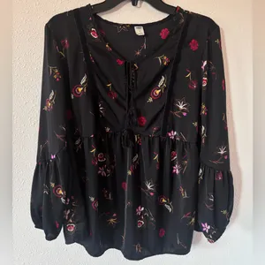 Old Navy Black Floral Babydoll Blouse thumbnail 1
