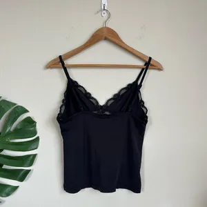 Vintage Gillian & O’Malley Black Camisole thumbnail 8