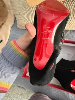 Red Bottoms thumbnail 9