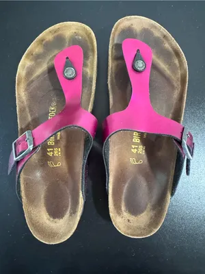 Birkenstock Metallic Magenta Gizeh Thong Sandals thumbnail 4