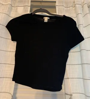 Bozzolo Crop Top thumbnail 1