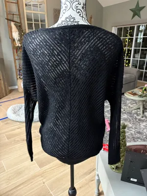 Jennifer Lopez Size XS Black V Neck Sweater thumbnail 3