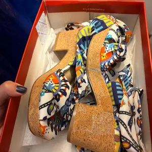 New in Box Ribbon Tie Sandal Heels thumbnail 9
