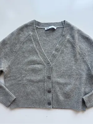 Zara Cropped Gray Cardigan size Medium thumbnail 3