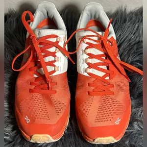 ON Running Women's Cloudsurfer 6 Running Shoes Rust Sneakers Size 9.5 thumbnail 3