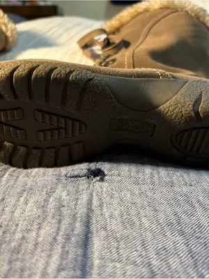 Sporty Millie Stone Suede women’s size 6.5 thumbnail 7
