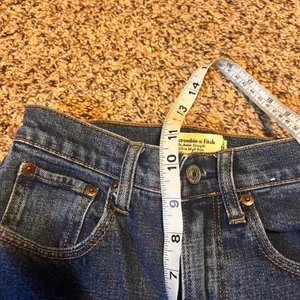 Abercrombie Fitch Ultra High Rise Ankle Straight Dark Wash‎ Denim Jeans Women thumbnail 5