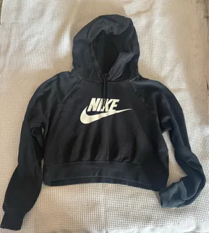 Nike Women’s Black cropped pullover drawstring hoodie size M thumbnail 2