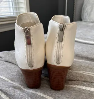 White Cowgirl Booties Size 9 thumbnail 3