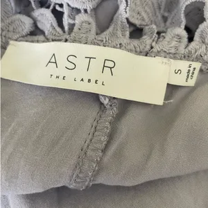 ASTR Off Shoulder Lace Mini Dress S Lavender Scalloped Hem Romantic Coquette‎ thumbnail 9