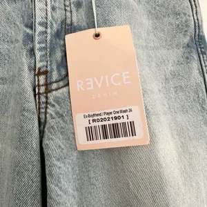 Revice Women’s 24 Ex Boyfriend Player One Wash Jeans NWT Butt Slit thumbnail 4