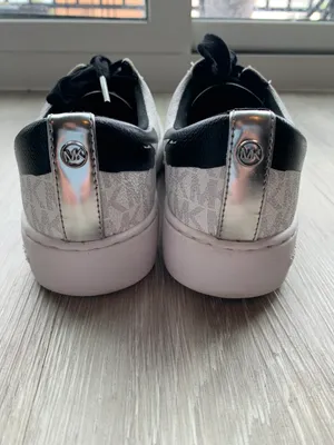 Michael Kors Sneakers thumbnail 3