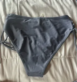 Cupshe Bikini Bottoms thumbnail 2
