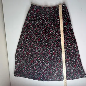 LOFT Black Heart Print Midi Skirt Size 2 Coquette Valentines Romantic Y2K‎ Girly thumbnail 10