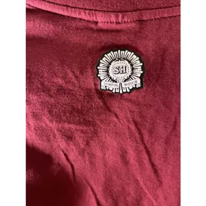 School House "Go Big E" Jersey Style T-Shirt Women's Juniors Size S Maroon White thumbnail 10