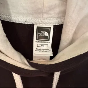 The North Face Hoodie Women's Large Black Gorpcore Streetwear‎ Retro Athleisure thumbnail 3