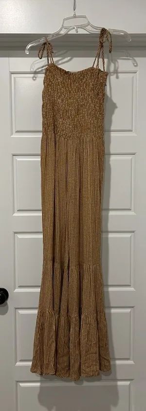 Vestique Women's Mustard Brown Striped Smocked Jumpsuit Size Small Game Day Boho thumbnail 1