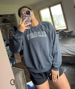 Old Navy Top thumbnail 1