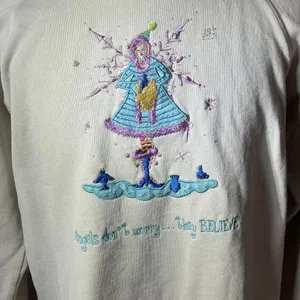 Vintage Embroidered‎ Fairy Novelty Winter Girl Crewneck Sweatshirt Holiday Scene thumbnail 2