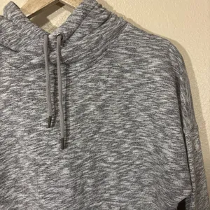 Carhartt Women’s Marled Gray Hooded Sweater Size M thumbnail 2