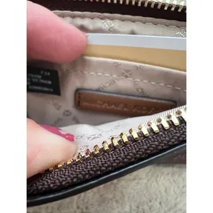 Michael Kors Jet Set Small Brown Coin Pouch W/ ID Window Monogram Leather Wallet thumbnail 7