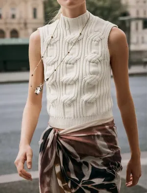 Zara CABLE‎ KNIT VEST thumbnail 1