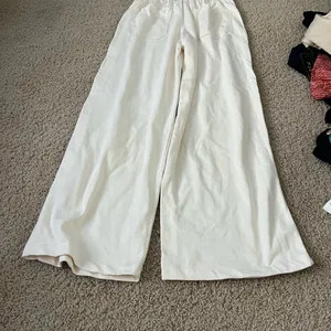 ZARA Cream Women's Wide Leg lounge Pants with elastic waistband never worn thumbnail 7