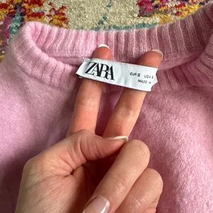 ZARA Cropped Sweater thumbnail 2