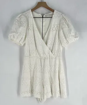 Alice + Olivia Eyelet Lace Romper Wrap‎ Puff Sleeve White Exposed Zipper Size 6 thumbnail 1