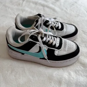 Nike Air Force 1 Shadow Aurora Women’s Size 8.5 thumbnail 2