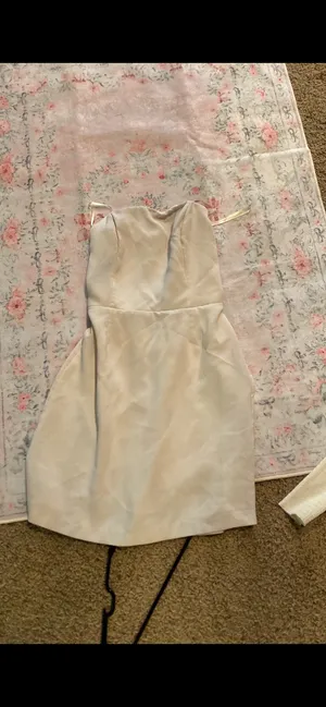 & Other Stories Strapless white dress thumbnail 2