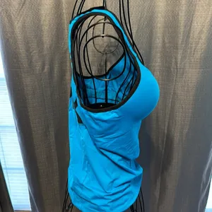 Pink Victoria’s secret’s yoga tank top​ thumbnail 6