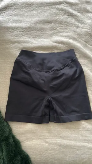 Gymshark Biker Shorts Black thumbnail 4