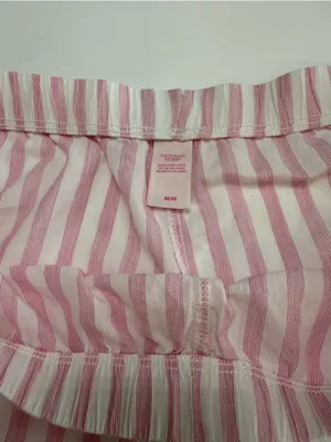Victoria's Secret Pink & White Lounge Shorts with matching Black VS Top thumbnail 7